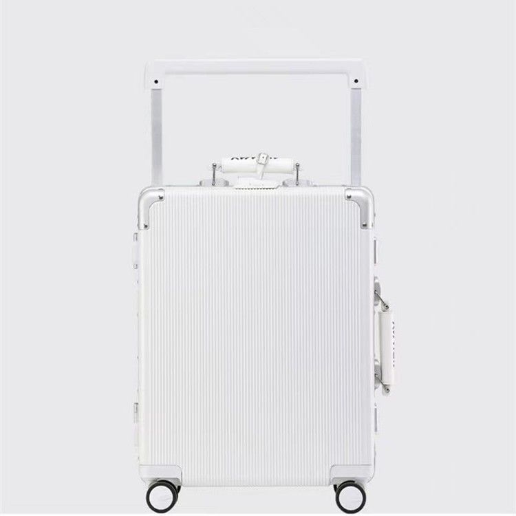 suitcase image 3
