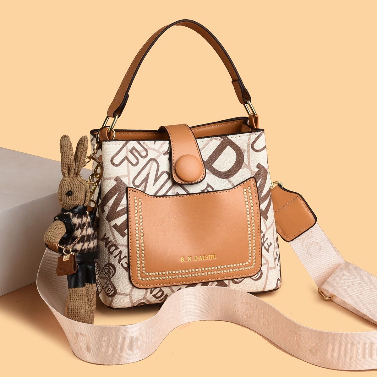 平价女包批发affordable women's bags image 1