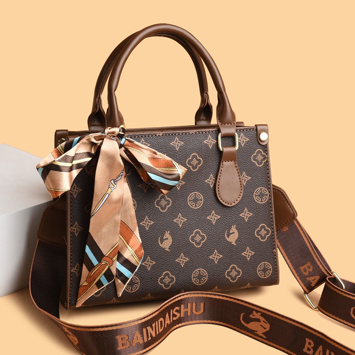 平价女包批发affordable women's bags image 1