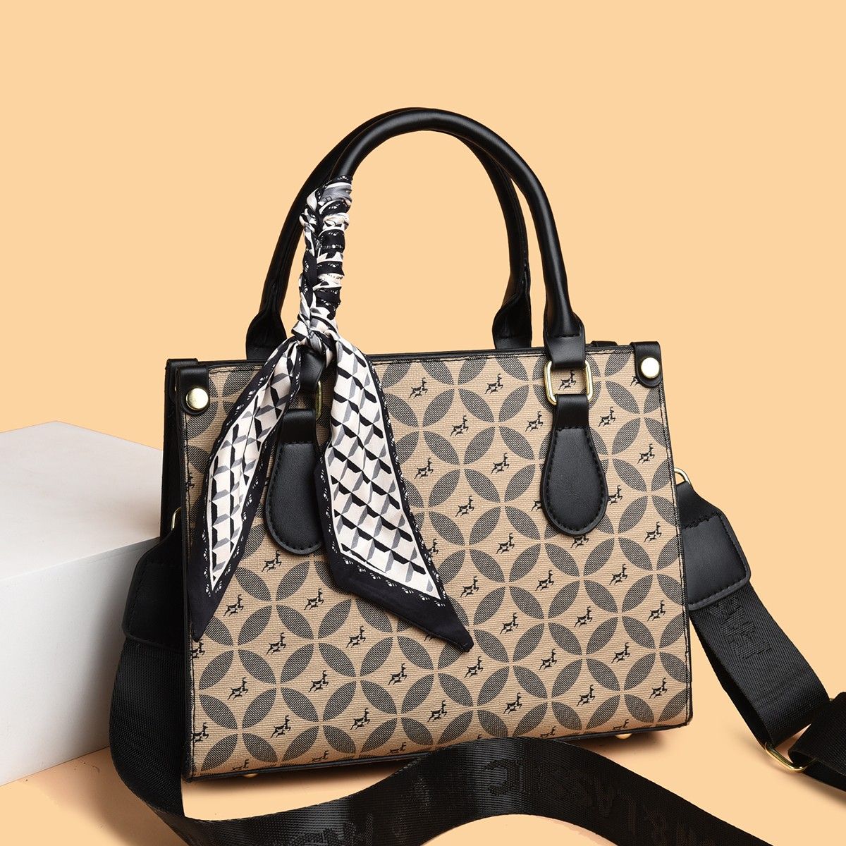 平价女包批发affordable women's bags image 1