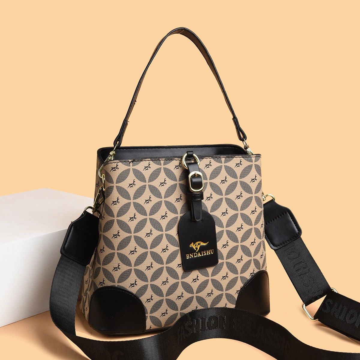 平价女包批发affordable women's bags image 1