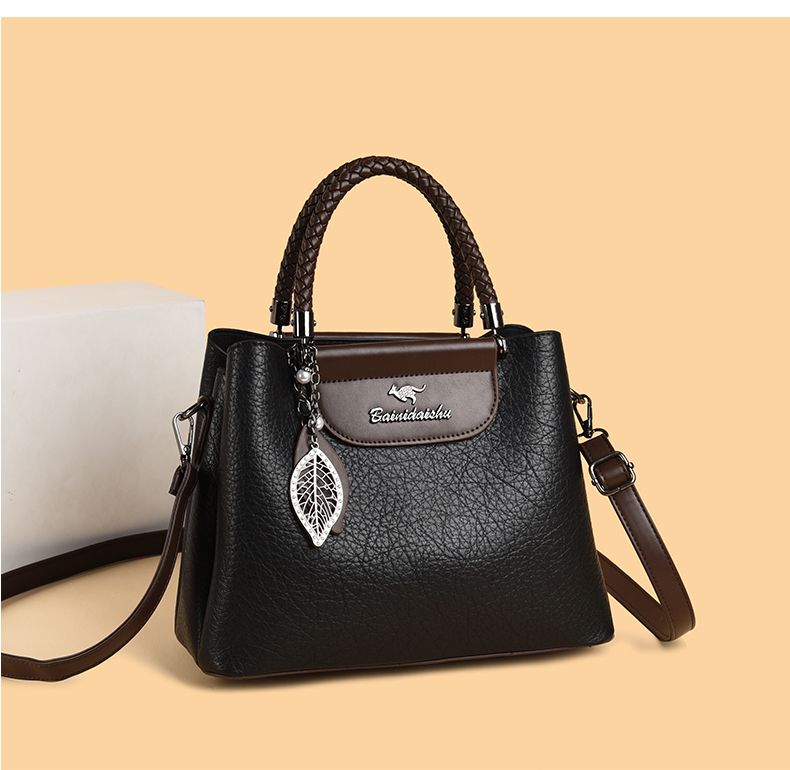 Detail 12