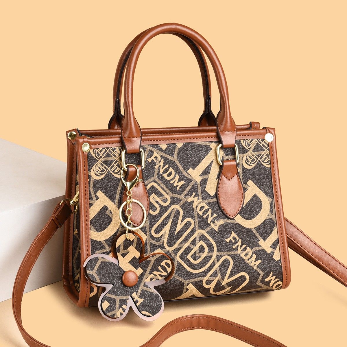 平价女包批发affordable women's bags image 1